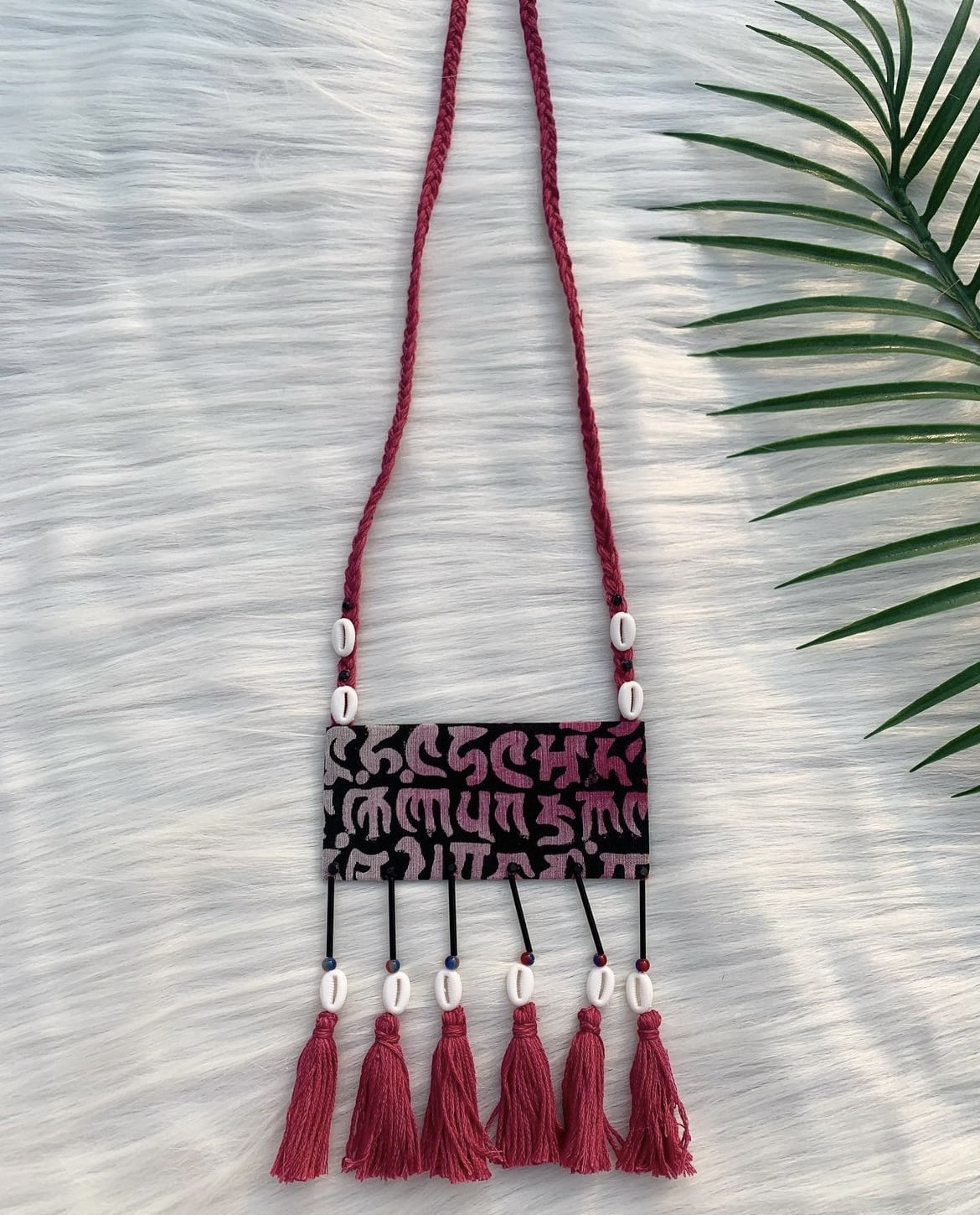 Script Print Neckpiece Combo image 1