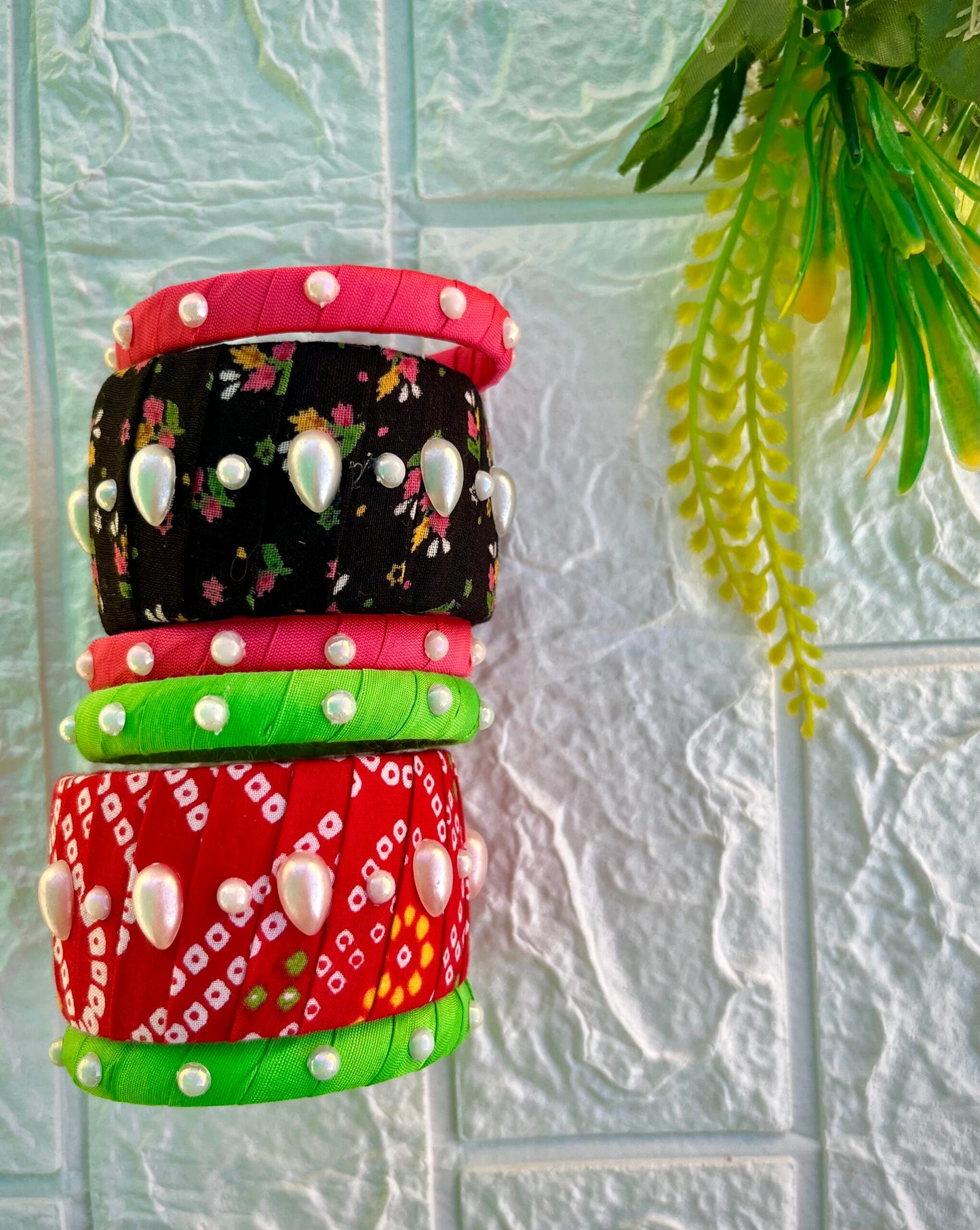 Printed Pearl Bangle Set image 0