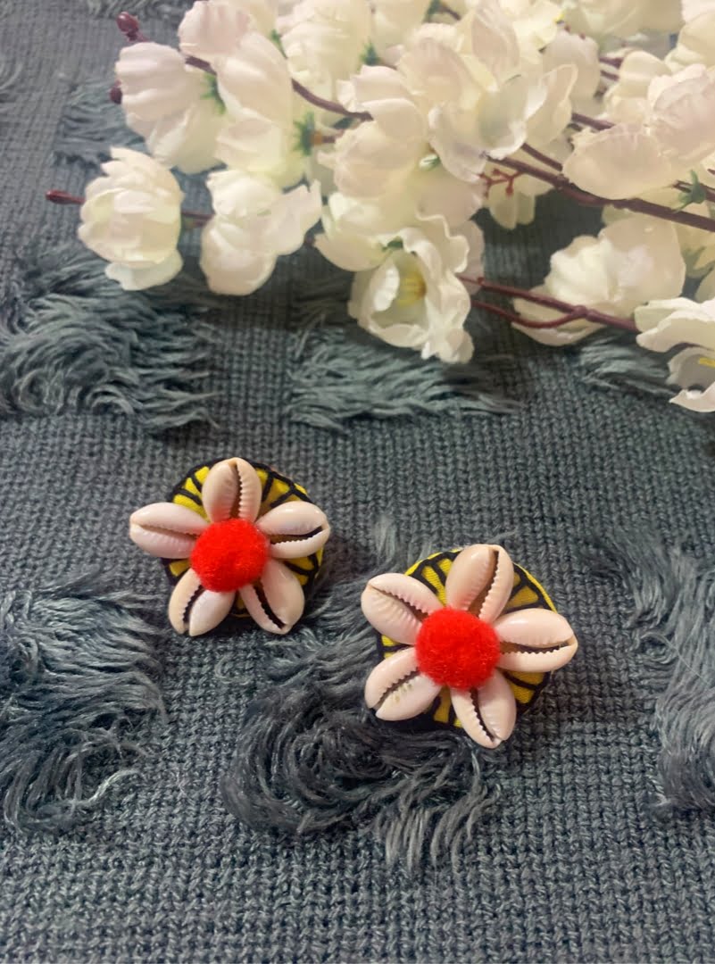 Floral Shell Studs & Ring image 1