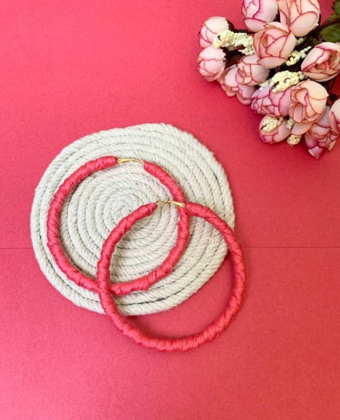 Solid Thread hoops image 2