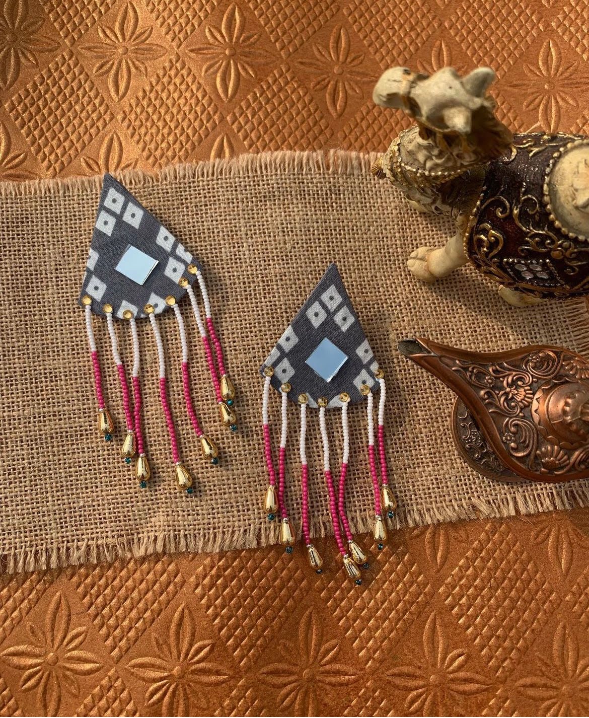 Beautiful Bandhni Earrings image 0