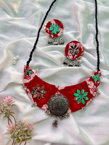 Oxidized Mirror Neckpiece Set image 1