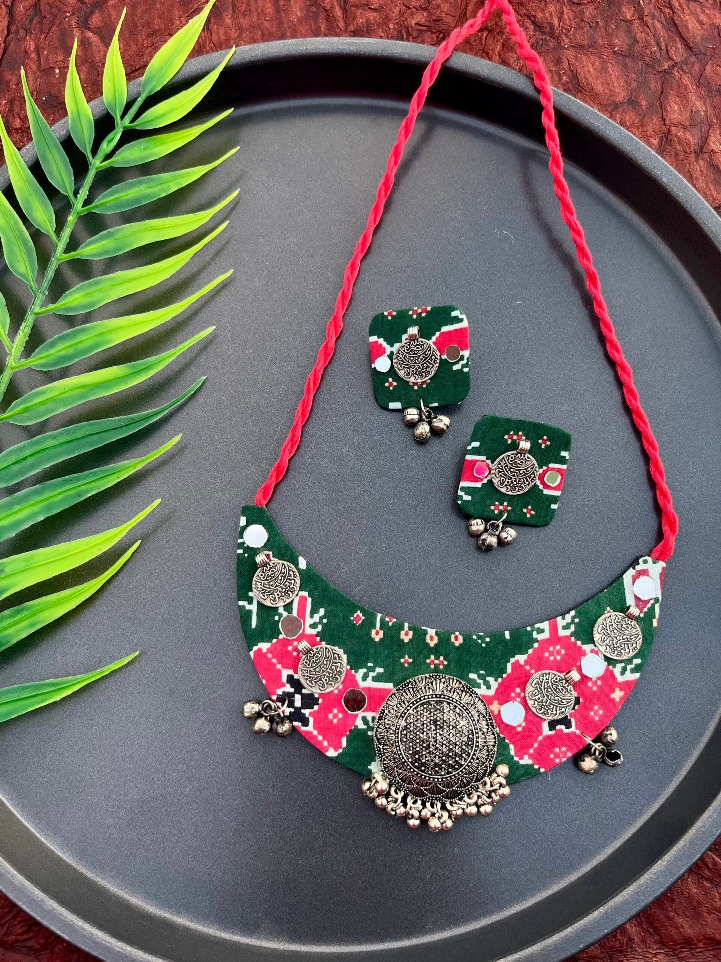 Oxidized Coin Neckpiece Set image 0