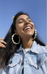 Round Shell Hoops image 2