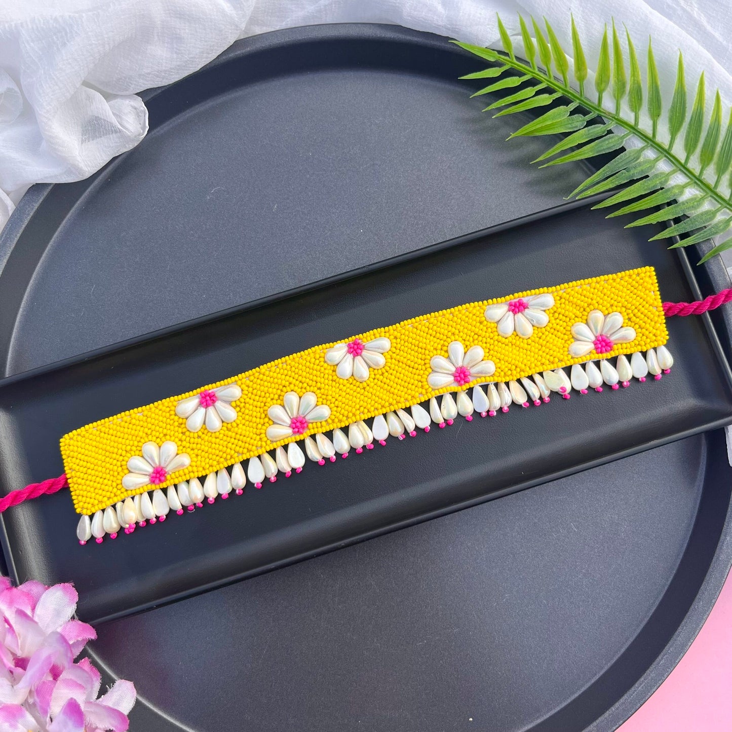 Daisy Dream Choker-Yellow image 0