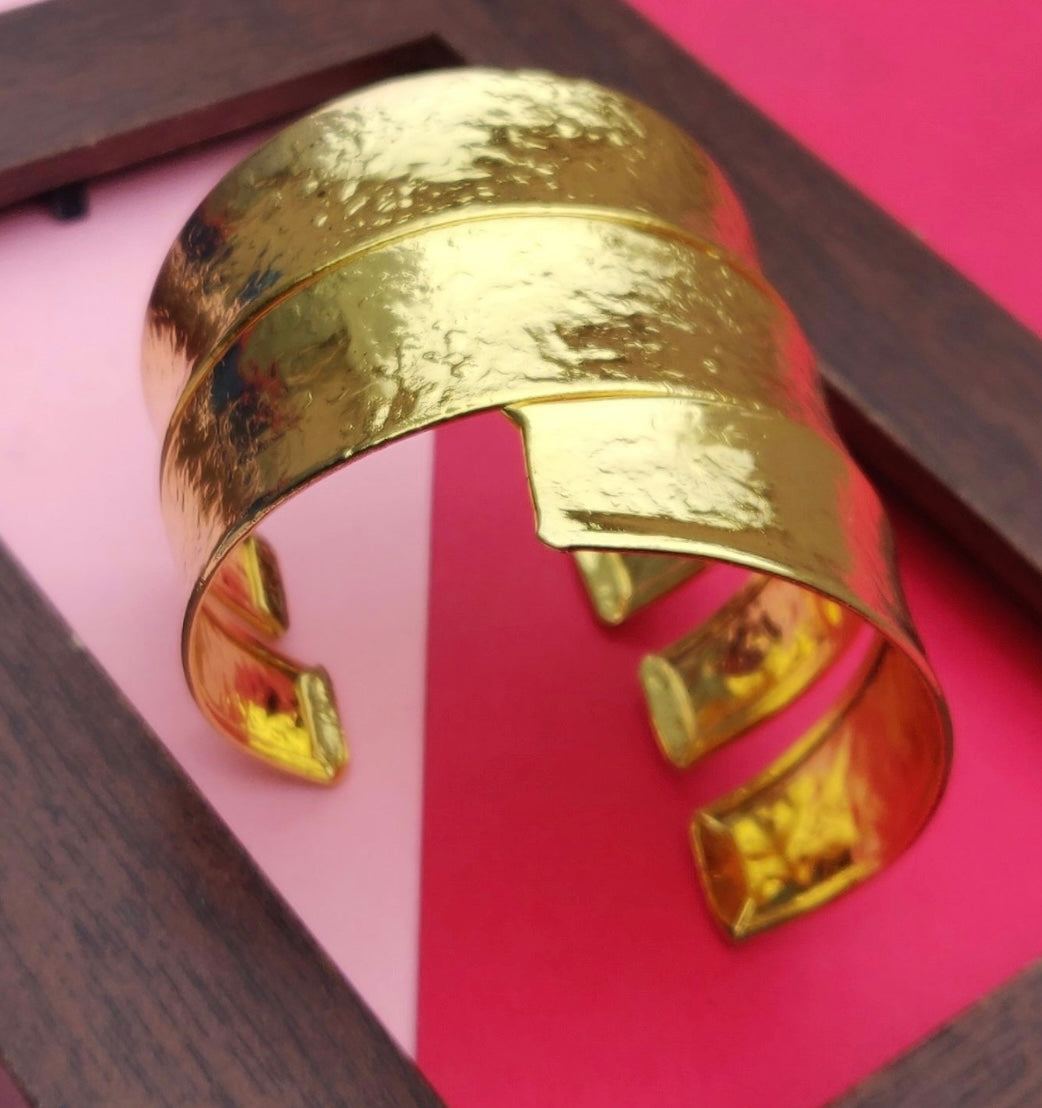 Bold Brass Handcuff