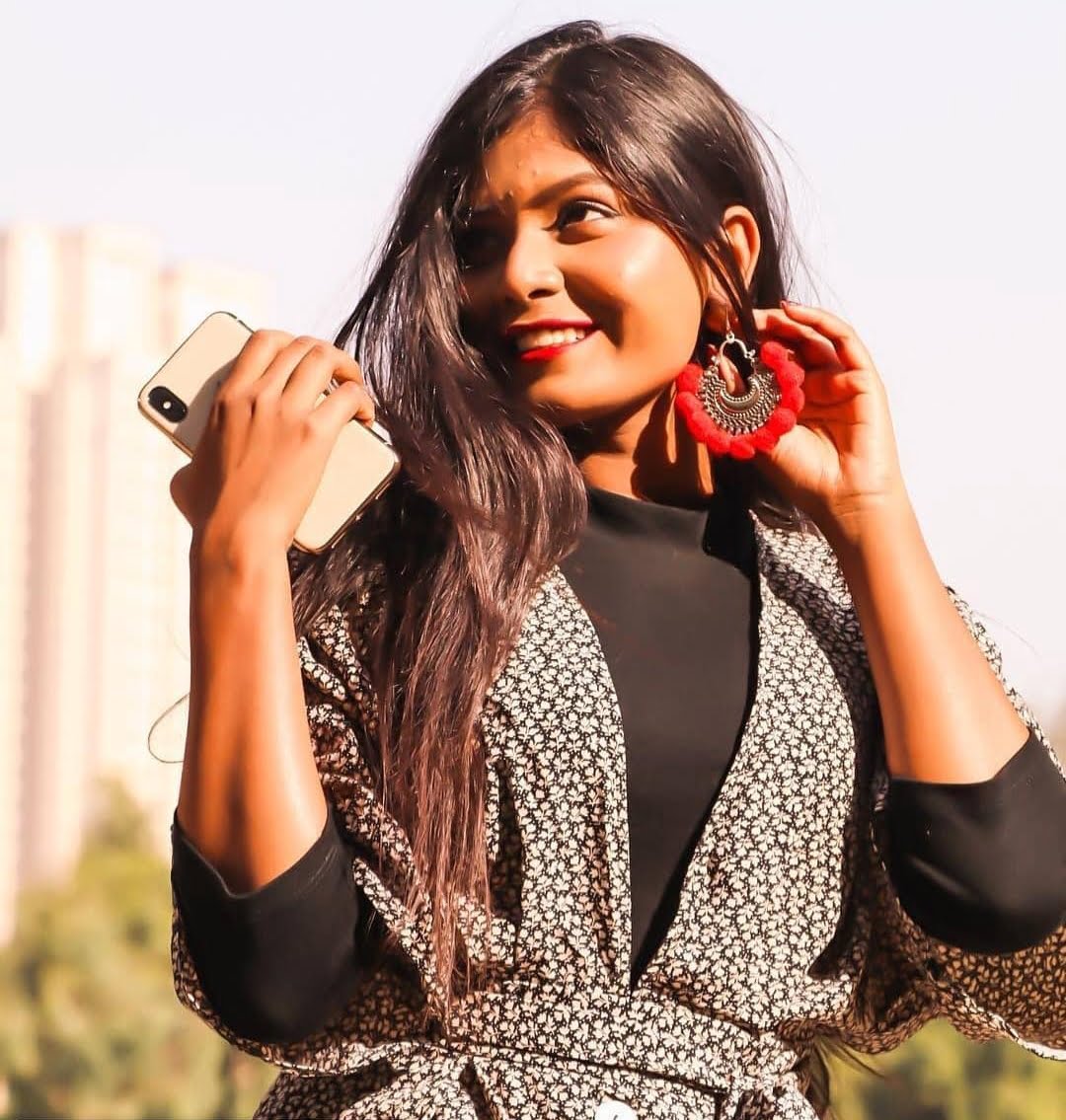 Pompom Chandbalis-Solid image 0