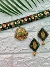 Ikkat Shell Choker with Earrings image 0