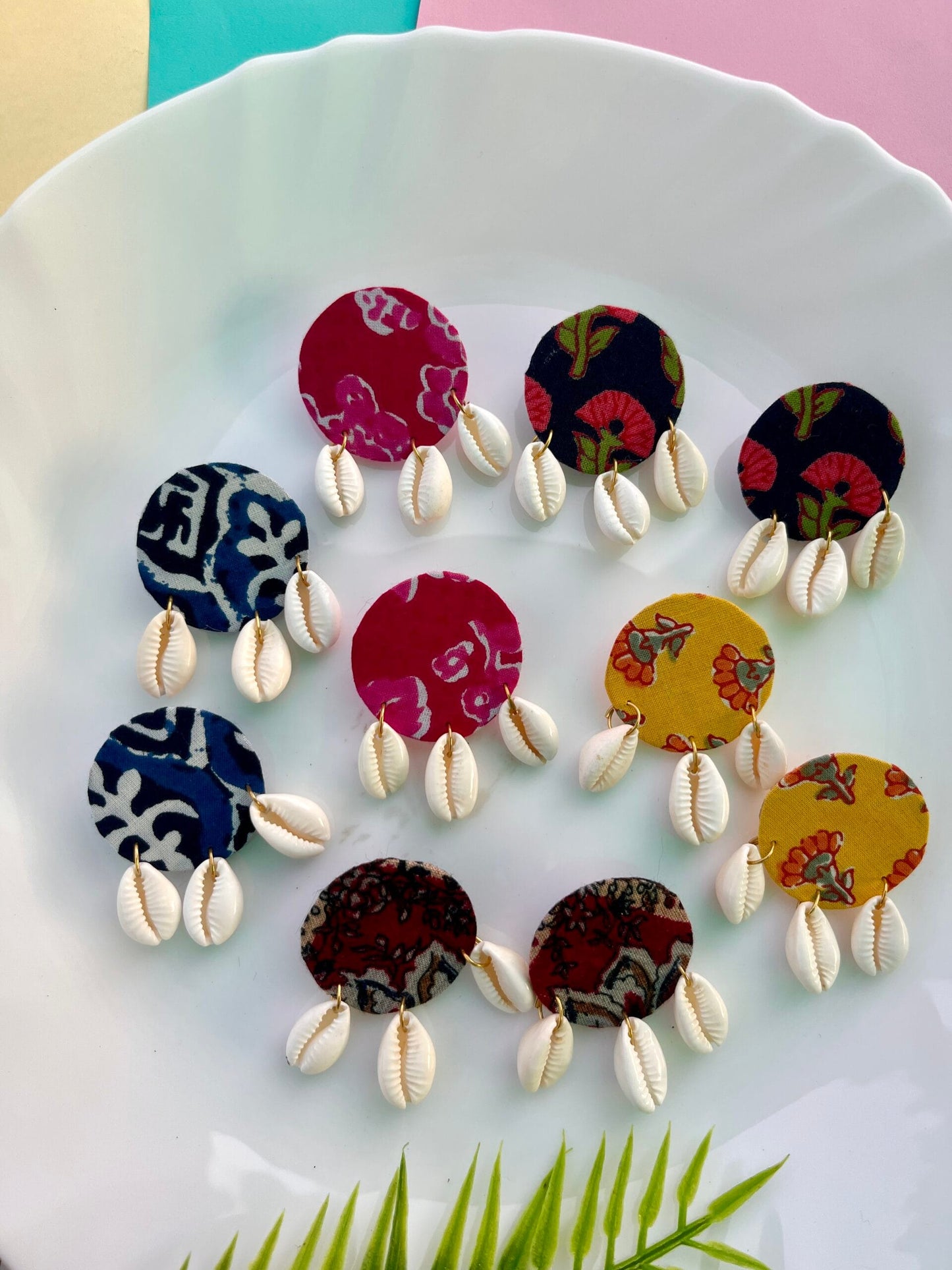 Party Return Favours-ll image 0