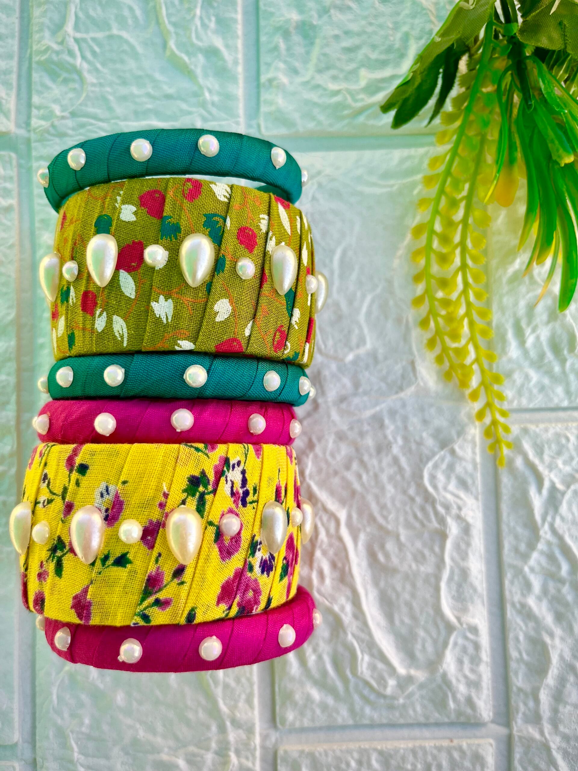 Printed Pearl Bangle Set image 1