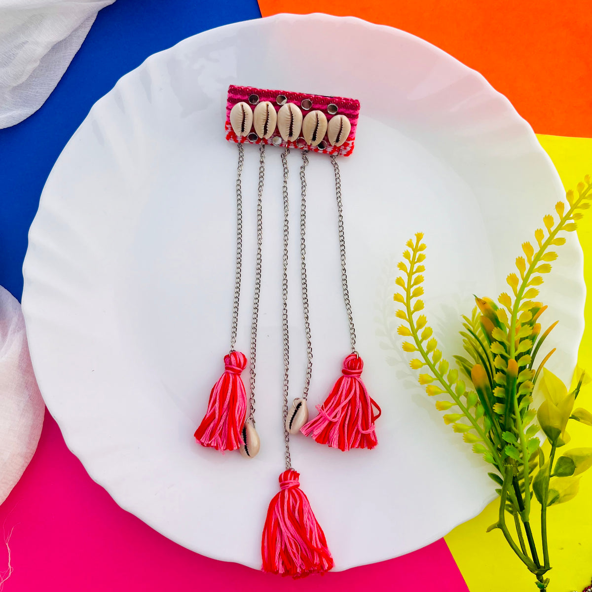 Phooljhadi Trails Hair Accessory