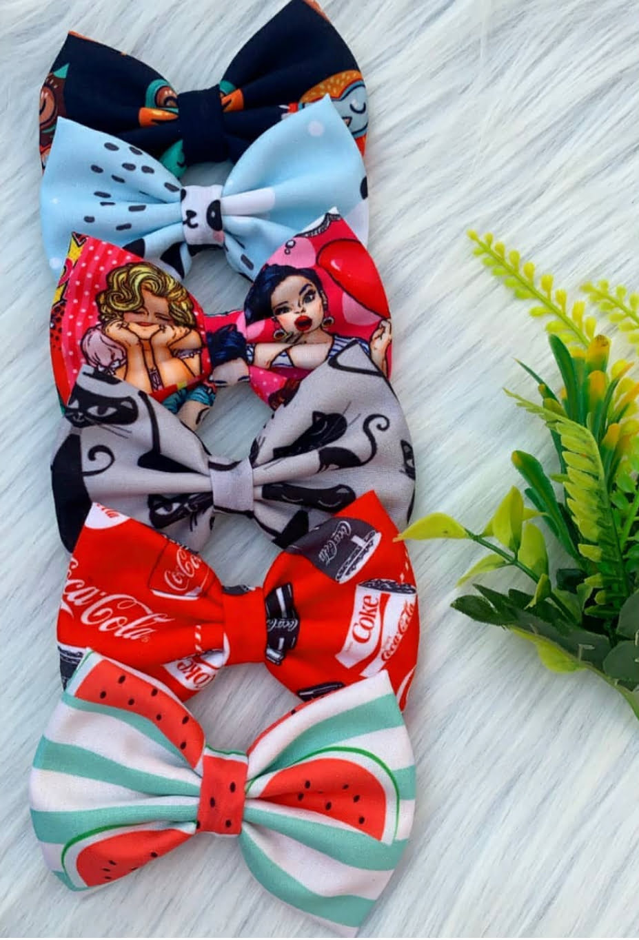 Quirky Hair Bows image 0