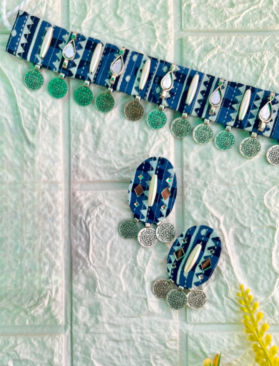 Indigo Mini Coin Choker With Earrings image 0