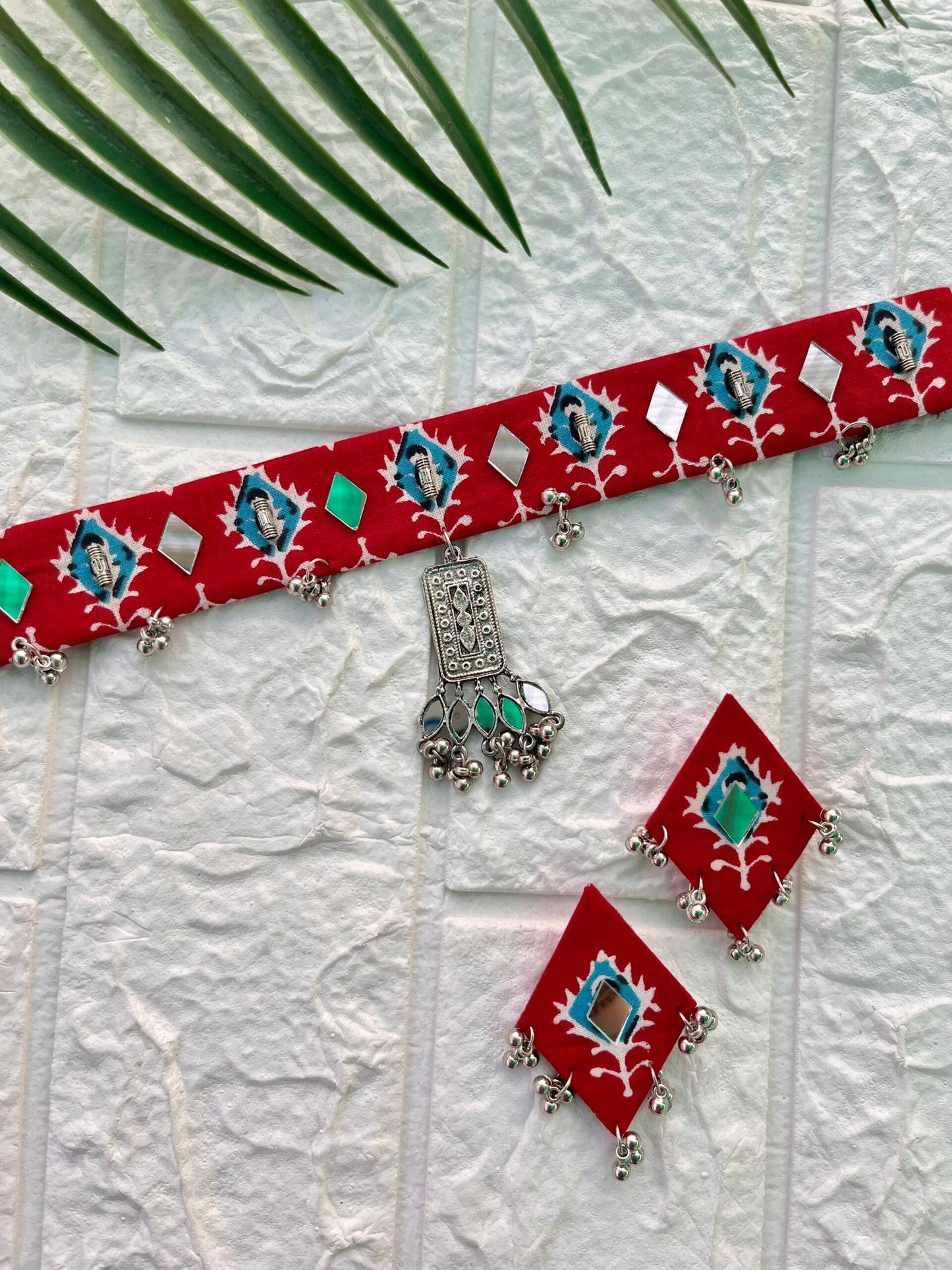 Kalamkari Mirror Choker with Earrings image 0
