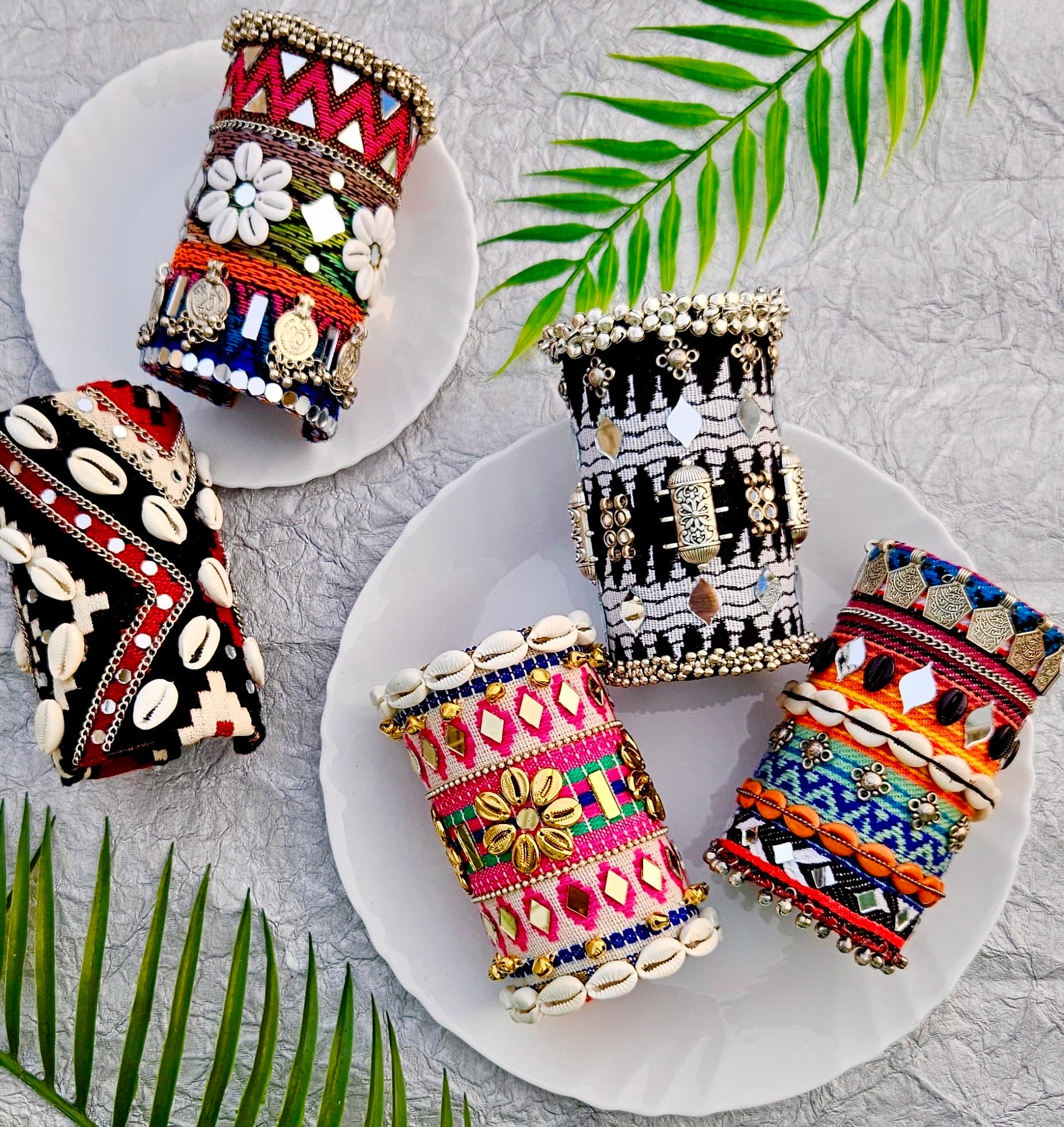 Festive Flicker Statement Handcuffs