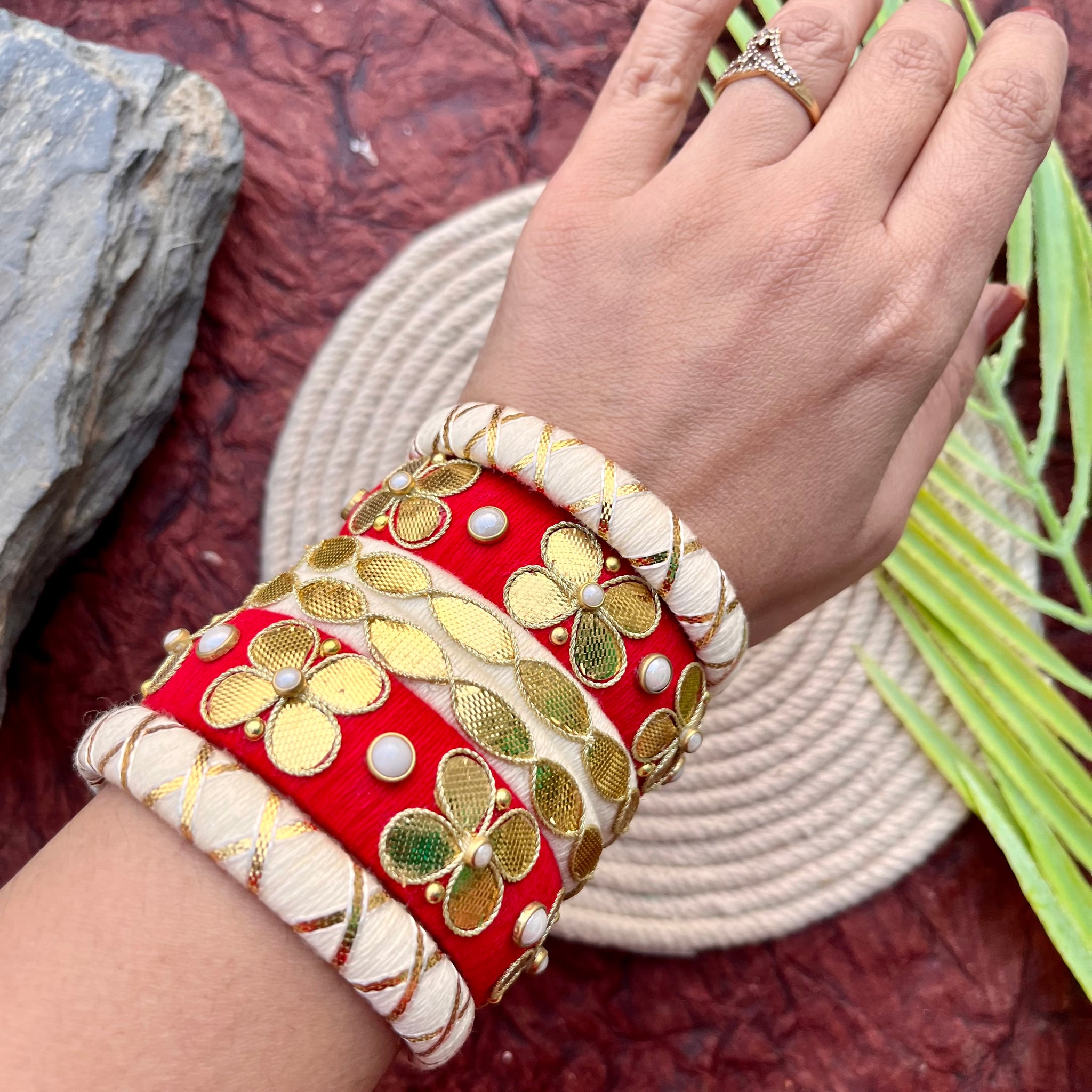Vamika Bangle Set