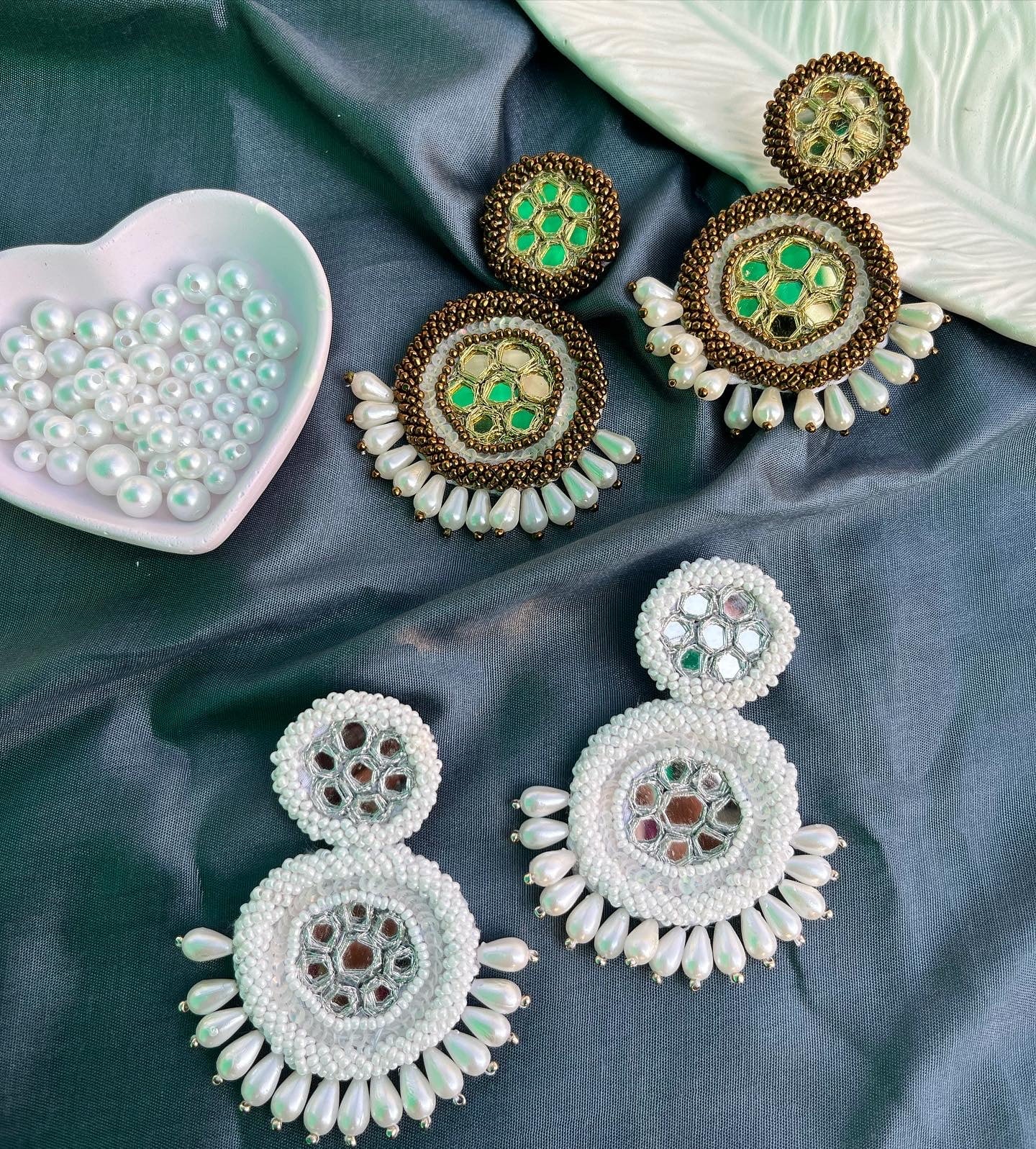 Festive Edit-Round image 1