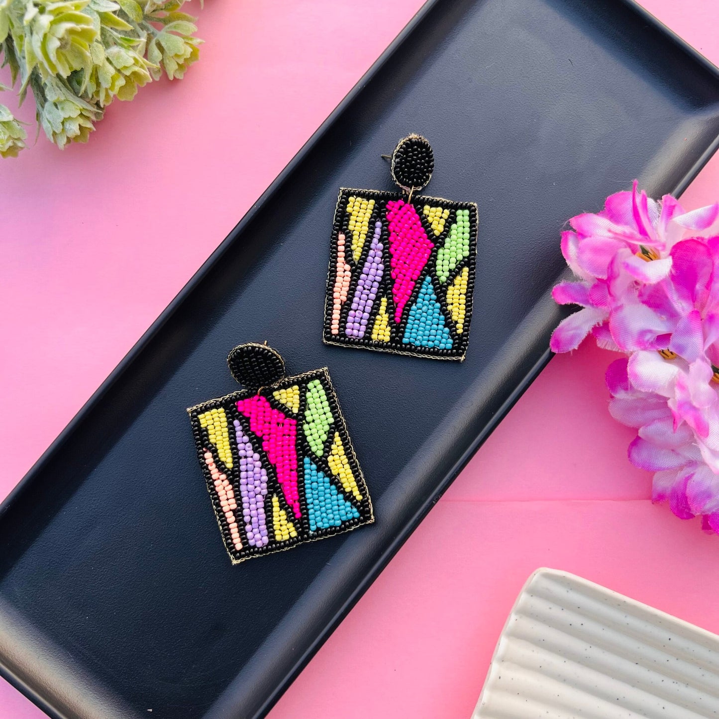 Dazzling Hues image 0