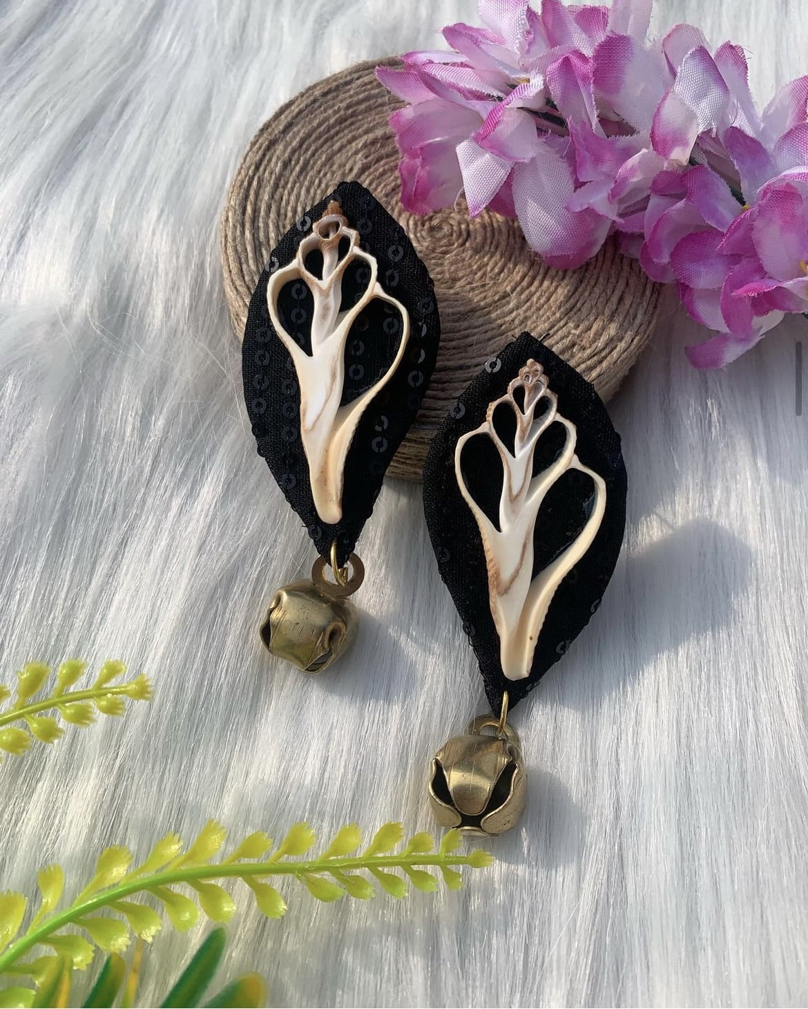 Gorgeous Shell Earrings image 0