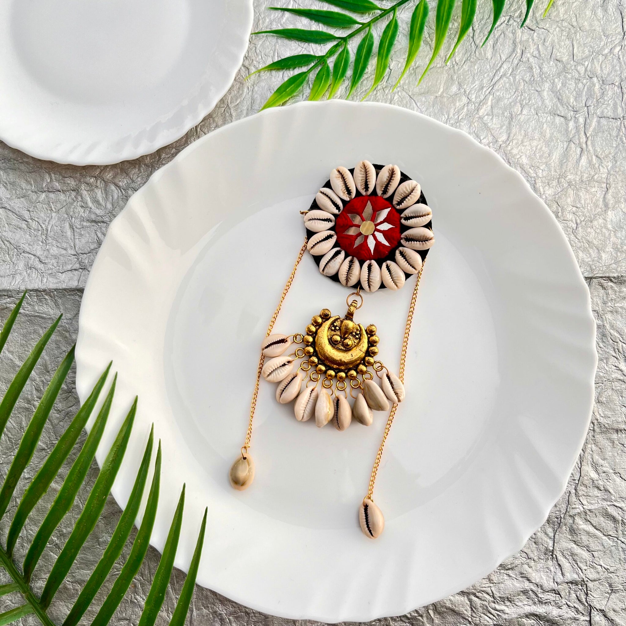 Red Rasika Hair Ornament image 2