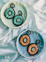 Daisy Drop Earrings-l image 1