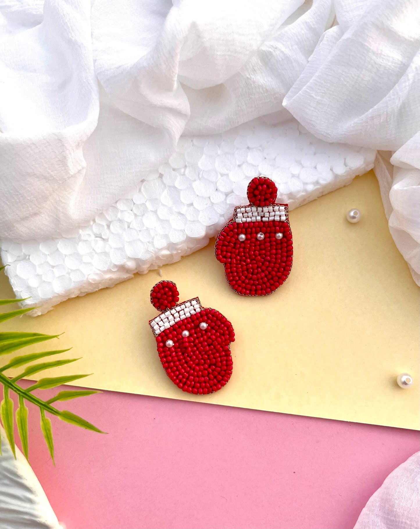 Gloves Earrings image 0