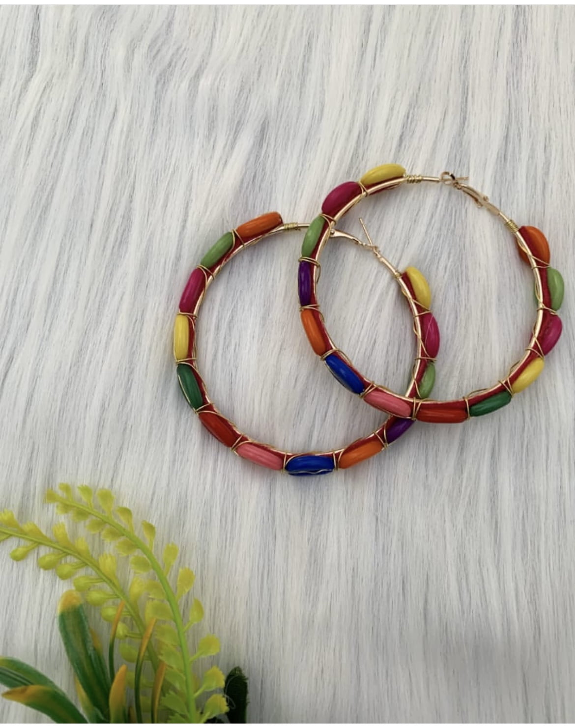 Multicolor Shell Hoops image 1
