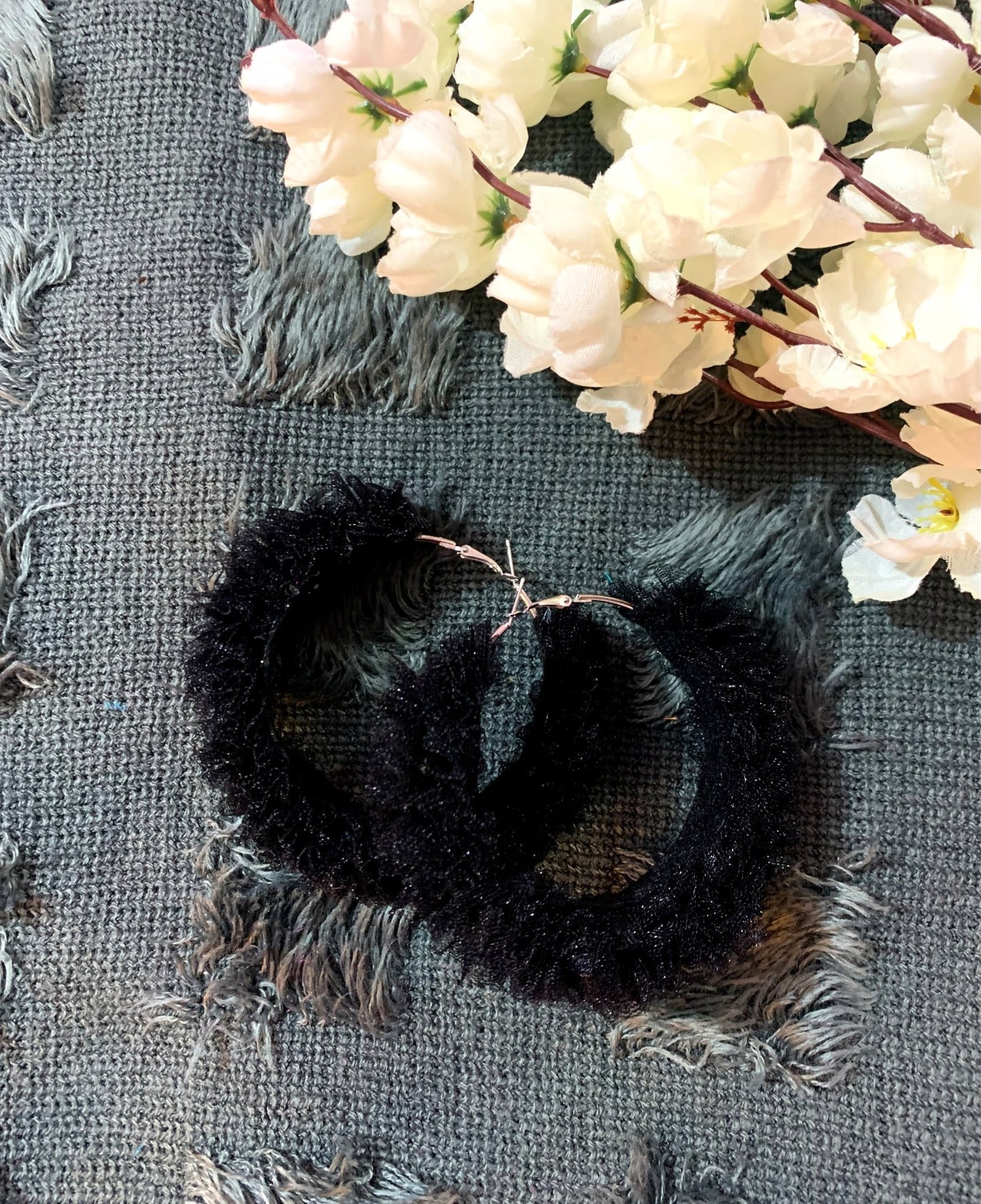 Ruffle Hoops- Large image 1