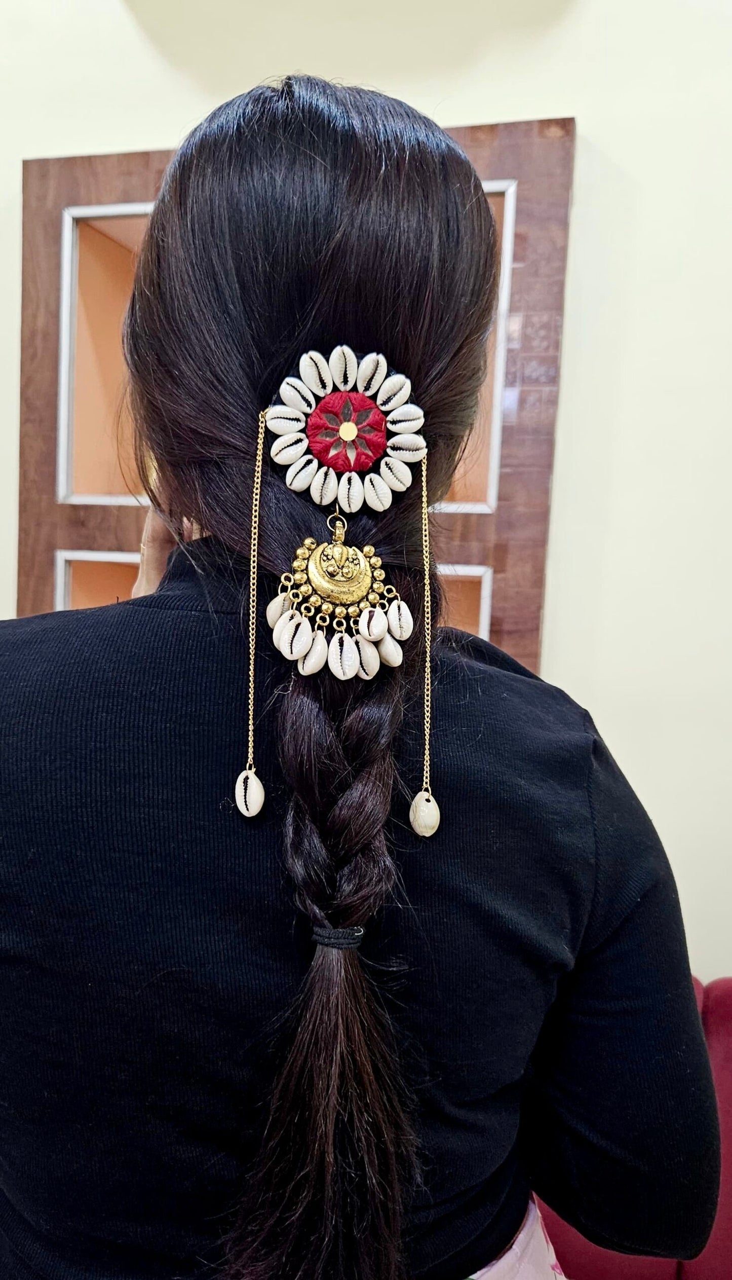 Red Rasika Hair Ornament image 1
