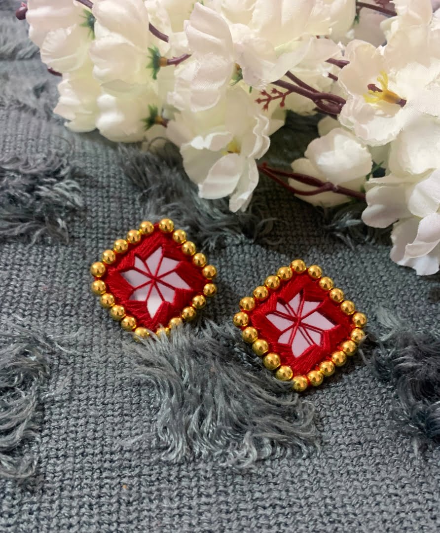 Mirror Studs & Ring With Golden Beads image 1