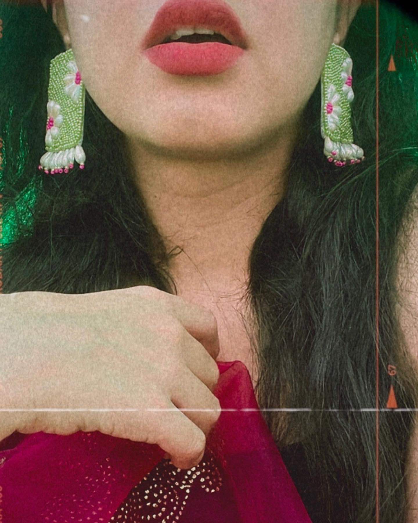 Rectangle Daisy Earrings- Medium image 3