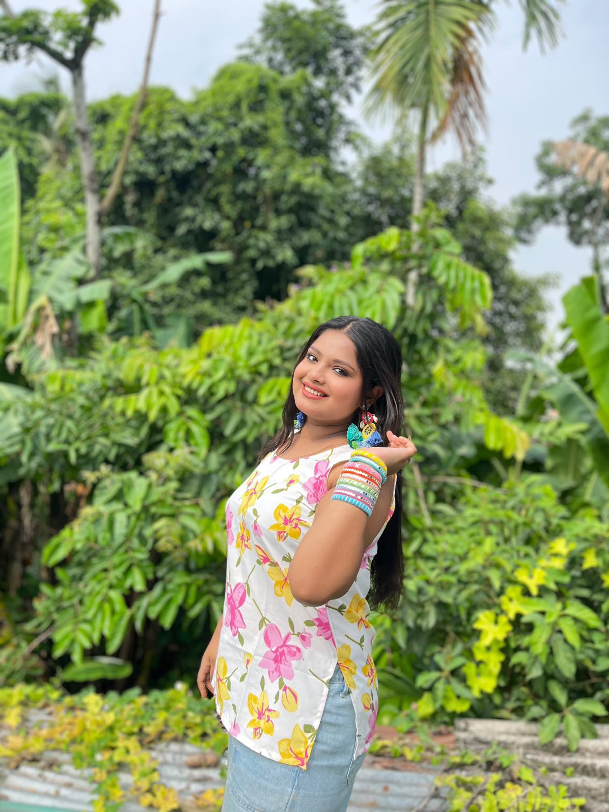 Rangrez Earrings & Rangrez Bangles Combo image 3