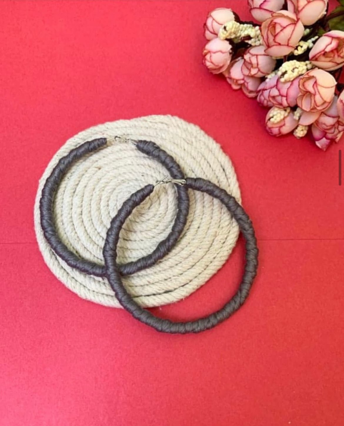 Solid Thread hoops image 5