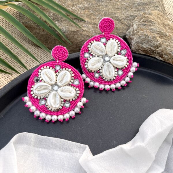 Desi Dangles-Round