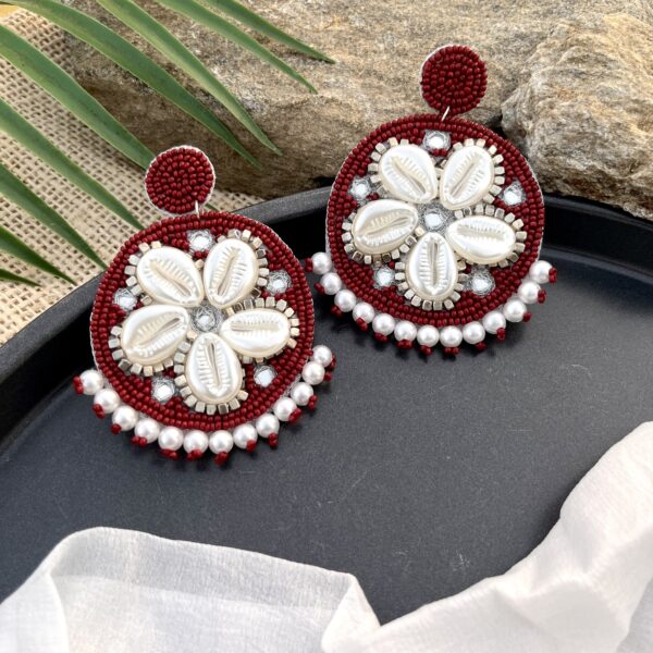 Desi Dangles-Round