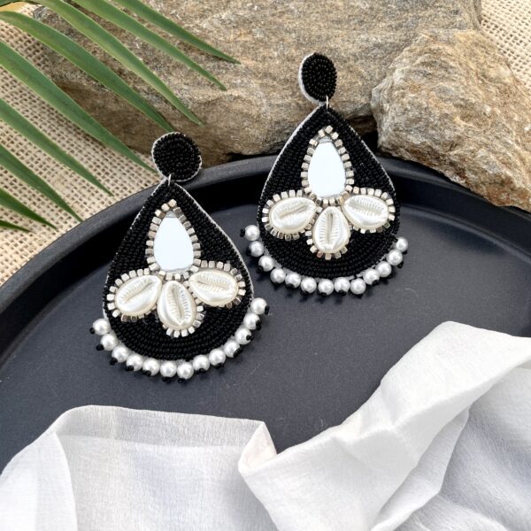 Desi Dangles-Drop