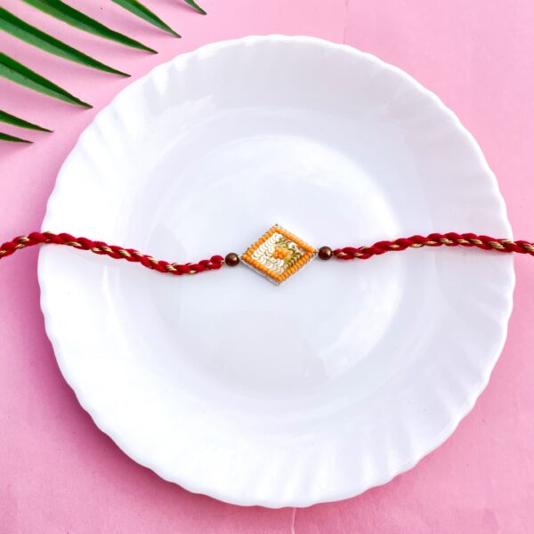 Thread Aura Rakhis
