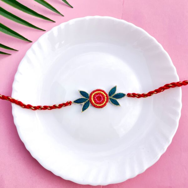 Thread Aura Rakhis